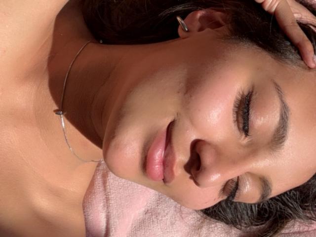 DianaFernandezz - сексуальная веб-камера в реальном времени - 22069645