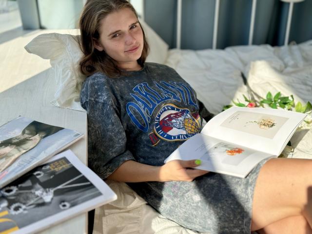 CarolineHott69 - Live porn &amp; sex cam - 22073137