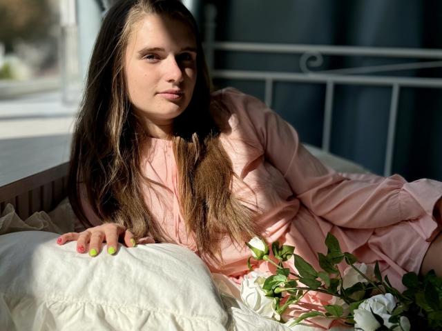 CarolineHott69 - сексуальная веб-камера в реальном времени - 22073337