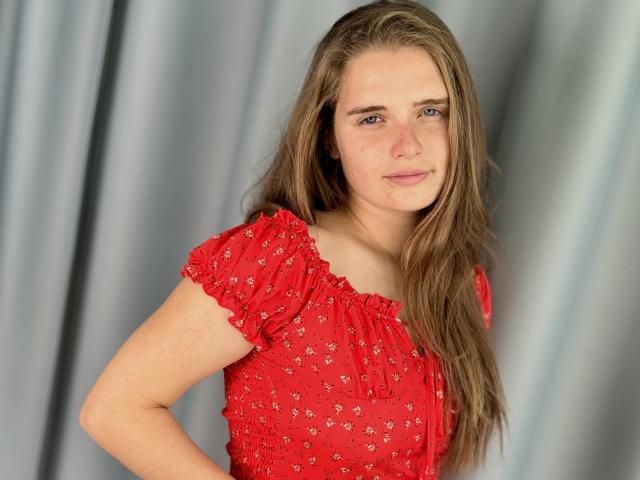 CarolineHott69 - Live porno og sexkamera - 22073565