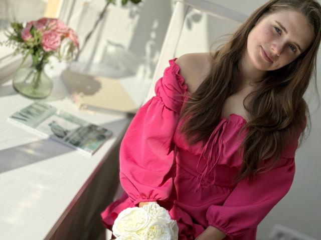 CarolineHott69 - Live porn &amp; sex cam - 22074345