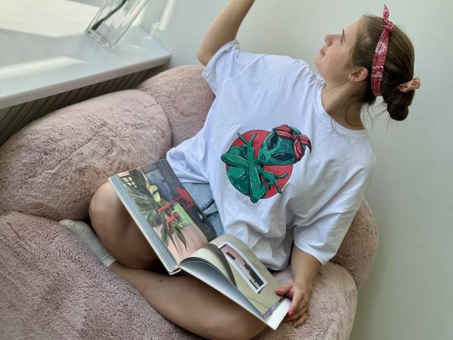 CarolineHott69 - Live sex cam - 22074597