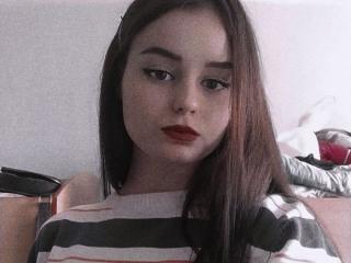 AfinaSisi - Live sex cam - 22076065