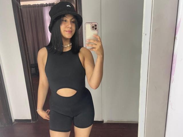 SarahXRouse - Live porn &amp; sex cam - 22079525