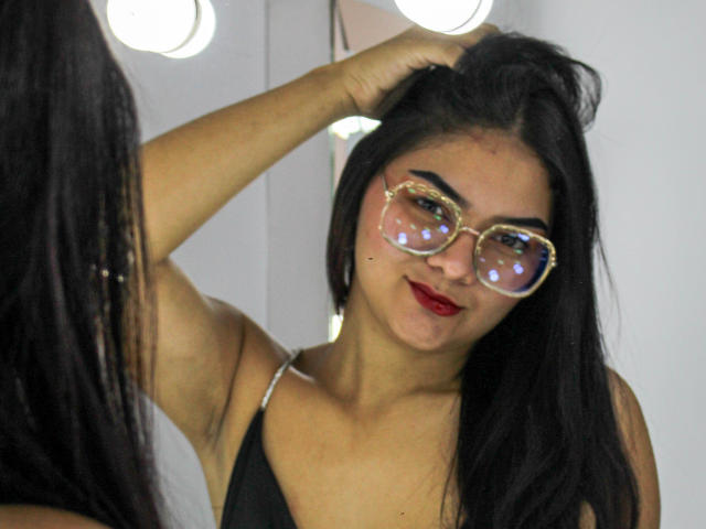 NatashaOliveros - Sexe cam en vivo - 22079829