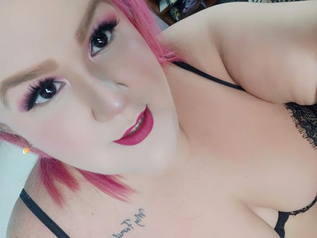 GiannaMorrys - Live porn &amp; sex cam - 22080417