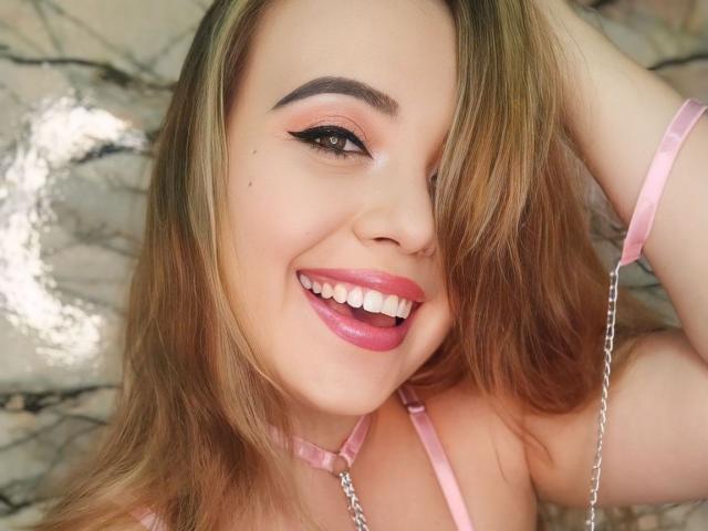 ZoeTobon - Live porn &amp; sex cam - 22084285