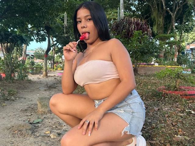 SalmaVitori - Live porn &amp; sex cam - 22085357