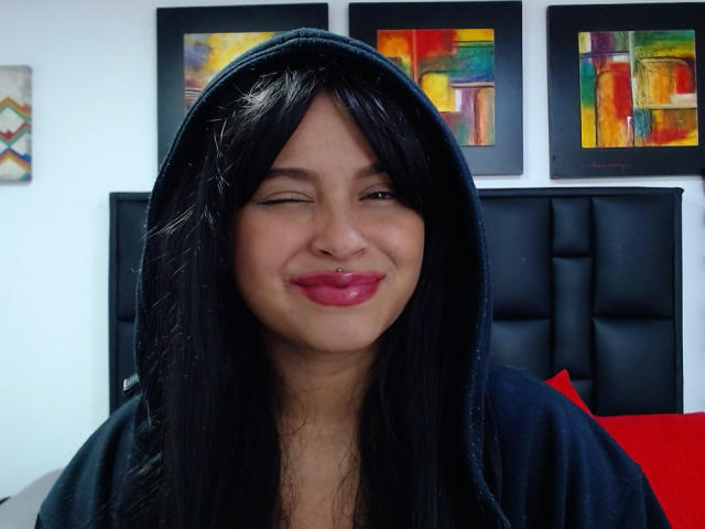 TaylorDwan - Live porn &amp; sex cam - 22085605