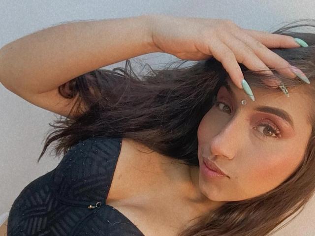 PaulettSmith - Live sex cam - 22086593