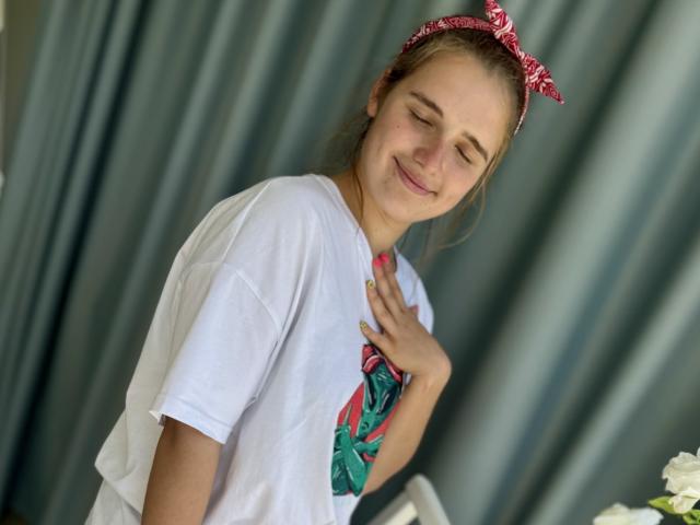 CarolineHott69 - Sexe cam en vivo - 22090881