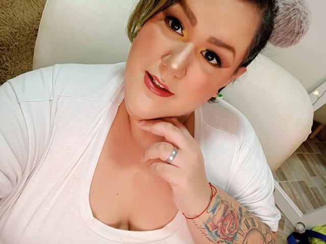 GiannaMorrys - Sexe cam en vivo - 22095457