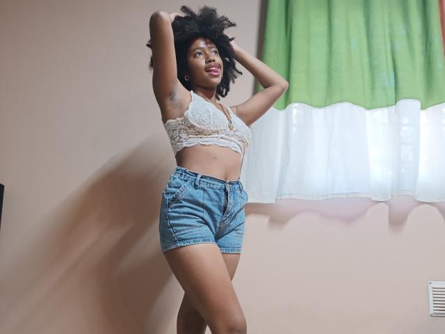 ChezRobert - Live sex cam - 22096785