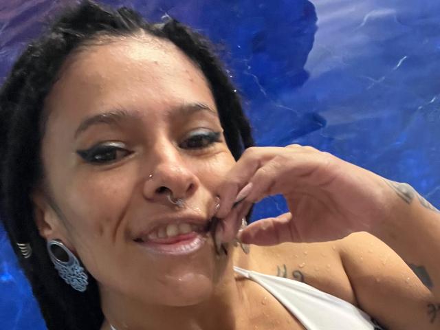 AmelieBlake - Live sexe cam - 22098181