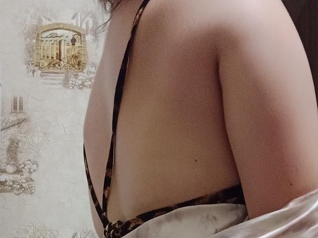 DiLaria - Live porn &amp; sex cam - 22098965