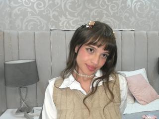 MelodySwet - Live porn &amp; sex cam - 22104365