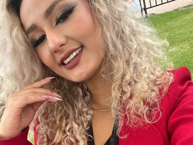 FloraSaenz - 라이브 포르노 &amp; 섹스 캠 - 22108309