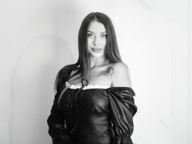 KiraPopss - Live porn &amp; sex cam - 22108553