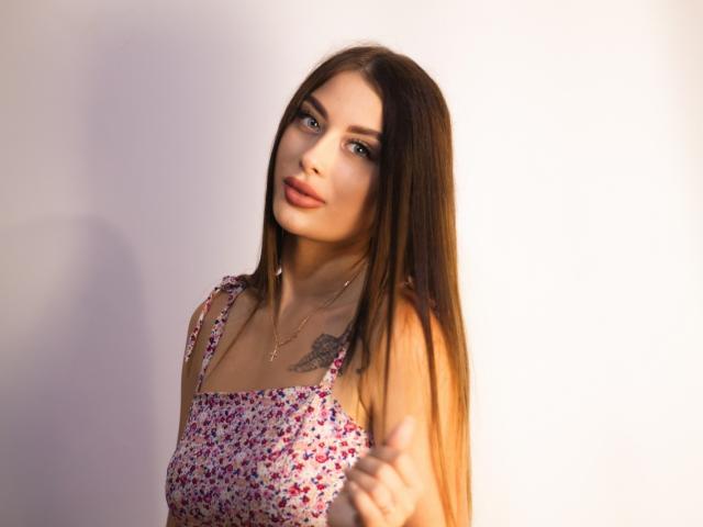 KiraPopss - сексуальная веб-камера в реальном времени - 22108657