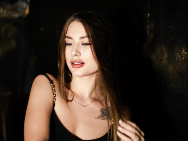 KiraPopss - Live porn &amp; sex cam - 22108697