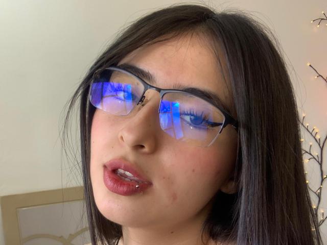 AryJames69 - Live sex cam - 22110277