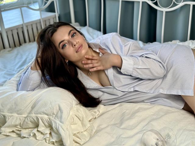 MilanaPrice - Camera khiêu dâm &amp; quyến rũ trực tiếp - 22110897