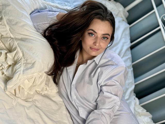 MilanaPrice - Live porn &amp; sex cam - 22110909