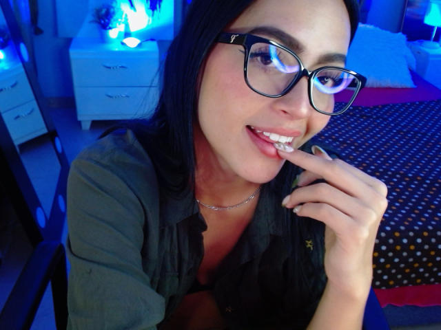 AntonellaLayton - Live porn &amp; sex cam - 22112365