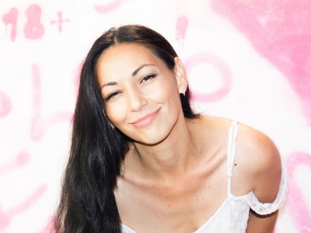 LiluGrants - Live porn &amp; sex cam - 22112529