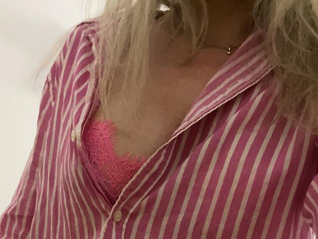 AlicePrings - פורנו בשידור חי ומצלמת סקס - 22113489