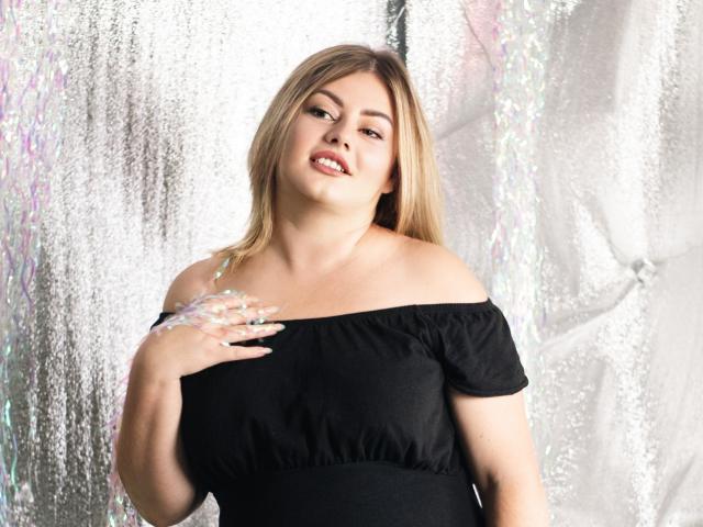 ZannaDreil - Live porn &amp; sex cam - 22113957