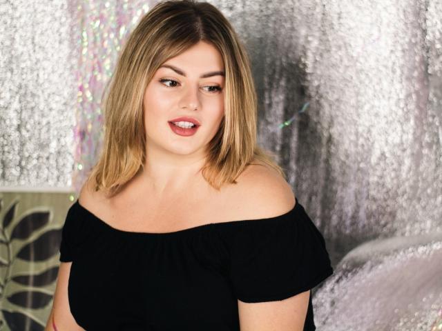 ZannaDreil - Live porn &amp; sex cam - 22114001