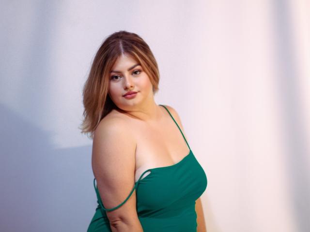 ZannaDreil - Live porn &amp; sex cam - 22114113