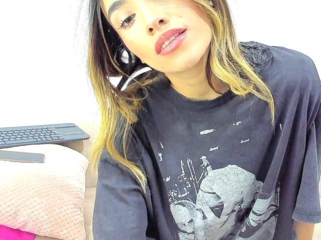 AdharaCooper - 라이브 포르노 &amp; 섹스 캠 - 22114773