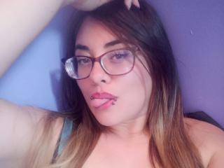 MileyFW - Live porn &amp; sex cam - 22114857