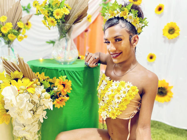 OrianaDollyx - Camera khiêu dâm &amp; quyến rũ trực tiếp - 22116449