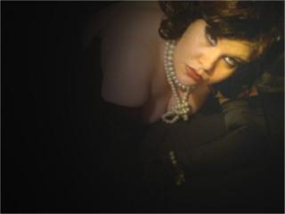 BLOODYMORTICIA - online chat hot with this dark hair Dominatrix 