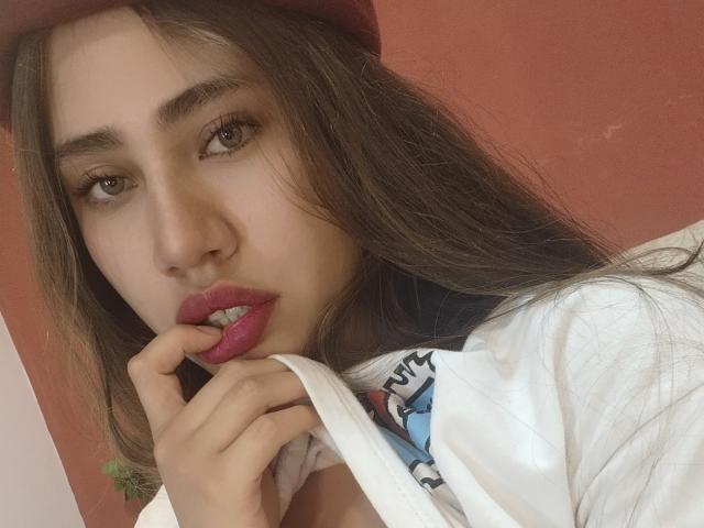 LillyJones - Live sex cam - 22119269