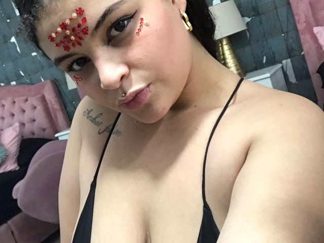 RachelJackson - פורנו בשידור חי ומצלמת סקס - 22120289