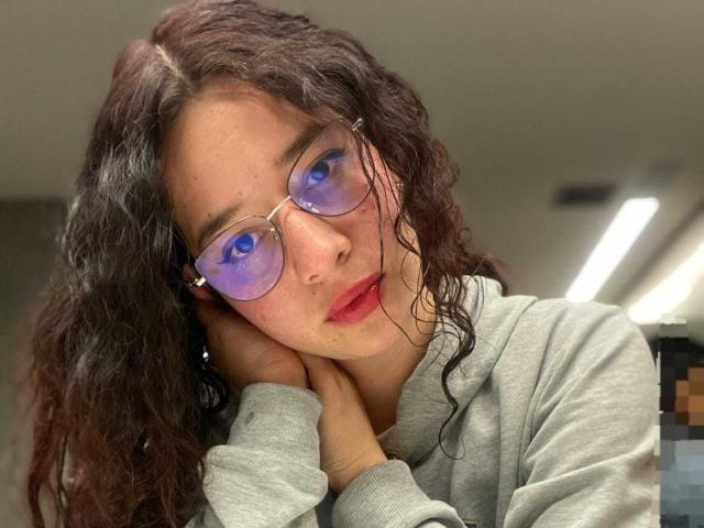 VenusCream - Porno na żywo i seks kamera - 22126237