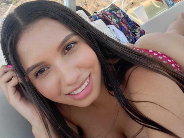 RossyCute - Live porn &amp; sex cam - 22126377