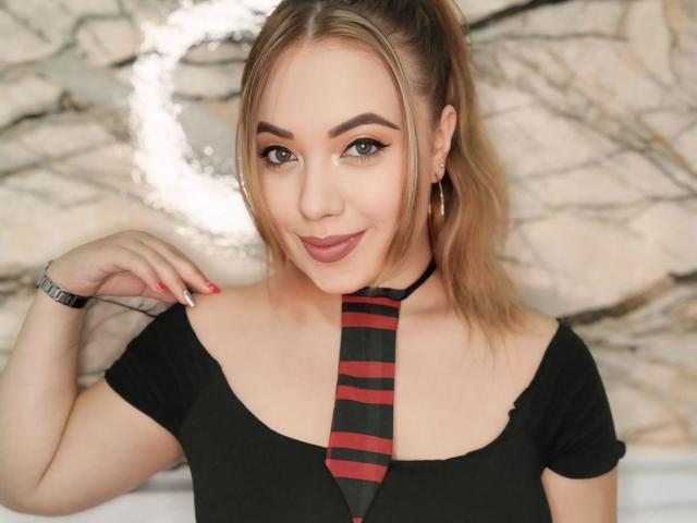 ZoeTobon - Live sex cam - 22127509