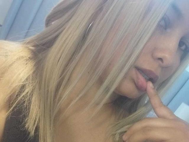 BonieeWalton - Sexe cam en vivo - 22128949