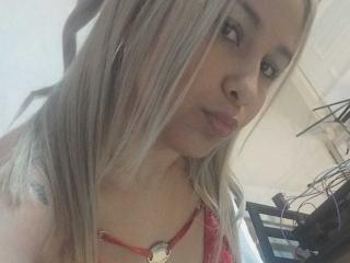 BonieeWalton - Live sex cam - 22129101