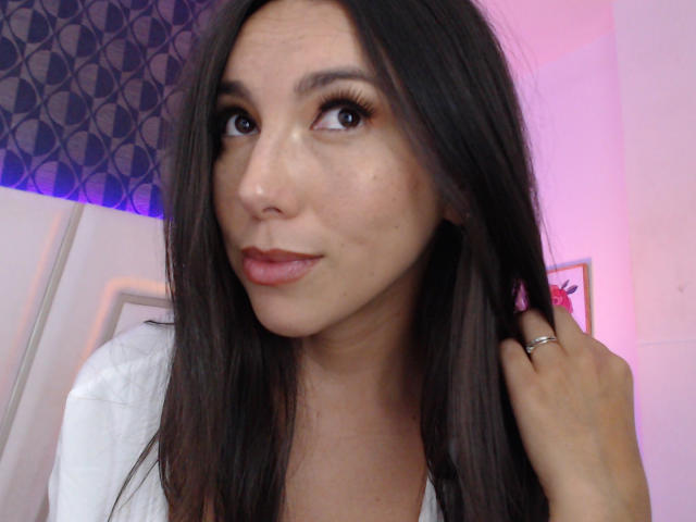 MiaReed - Live porn &amp; sex cam - 22129713