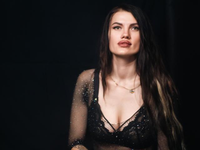 MilaLoona - Live porn &amp; sex cam - 22133713