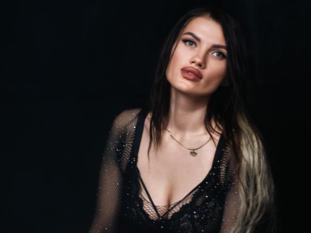 MilaLoona - Live porn &amp; sex cam - 22133717