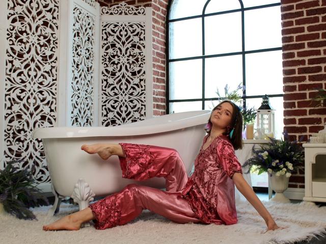 DaylinaLops - Live sexe cam - 22135393