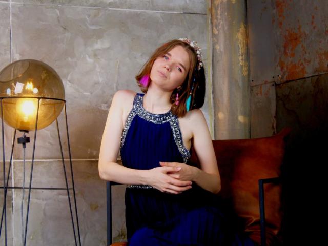 DaylinaLops - Live sex cam - 22135469