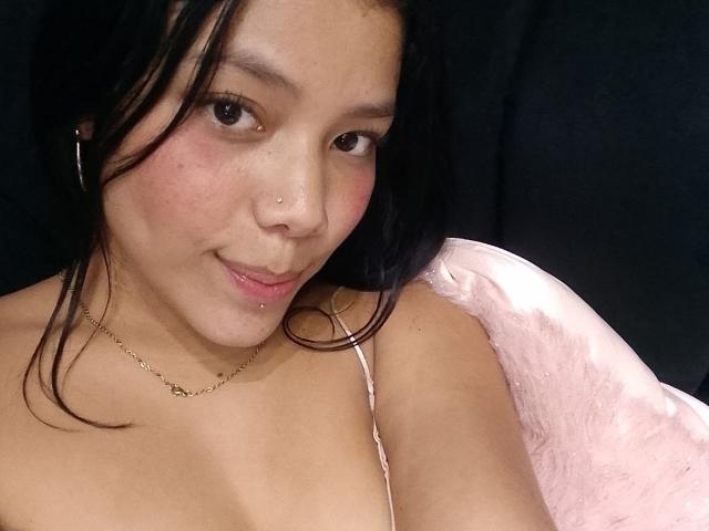 SalmaVitori - Live sex cam - 22135485